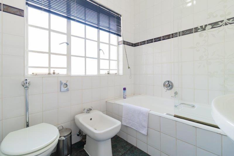 The Bedford View Guest House Germiston Exteriör bild
