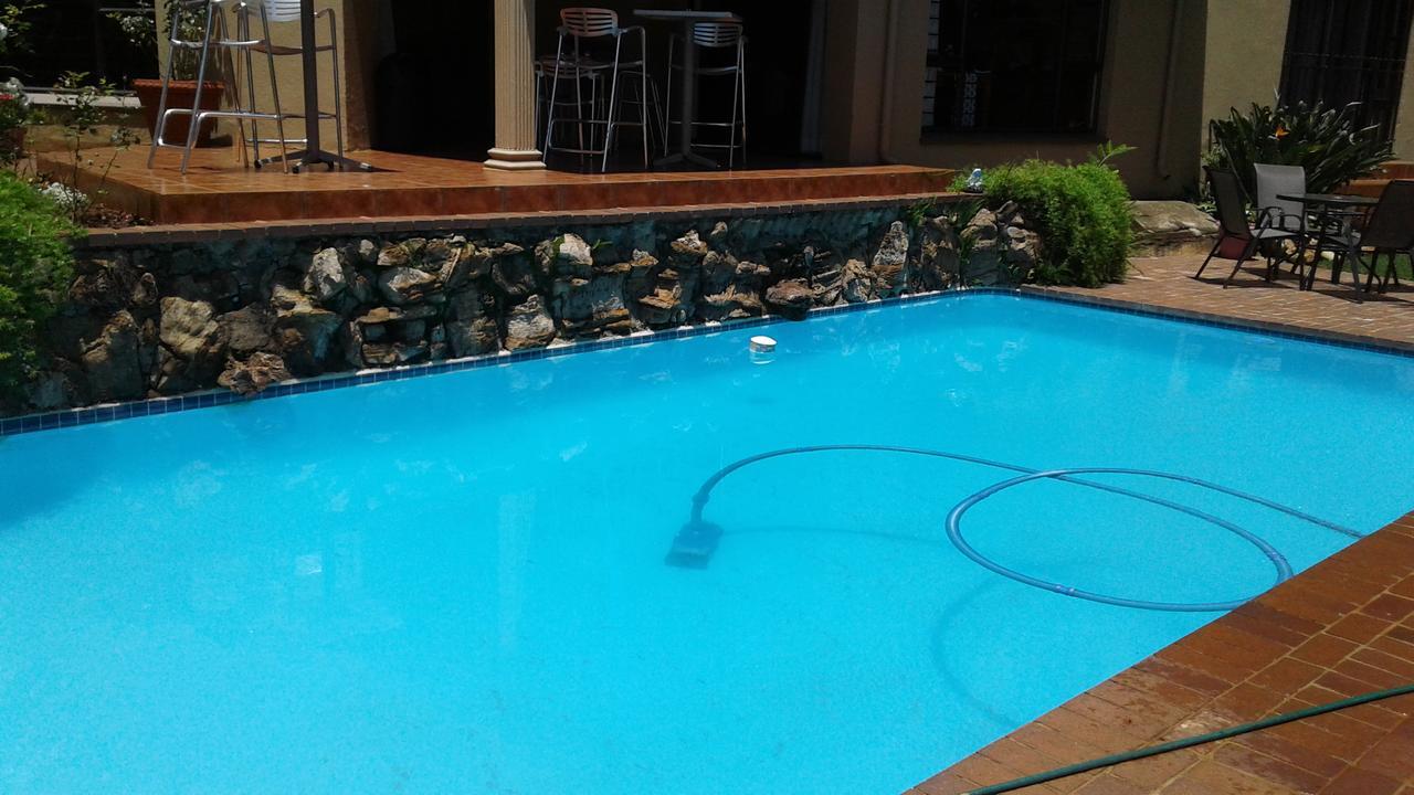 The Bedford View Guest House Germiston Exteriör bild