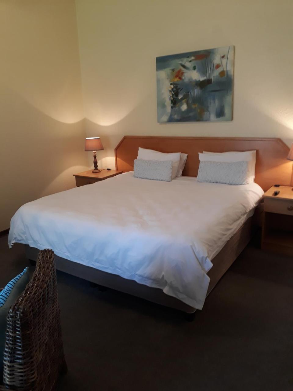 The Bedford View Guest House Germiston Exteriör bild