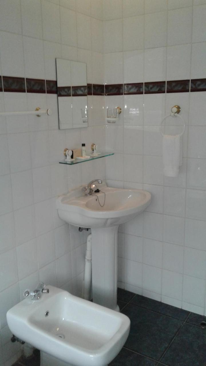 The Bedford View Guest House Germiston Exteriör bild